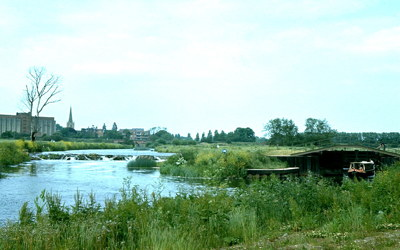 The 'new' lock on the river just below Stratford. Holy Trinity Church is in the background: the large building on the left is a grain silo which was demolished many years ago. Taken in 1976.
The 'new' lock on the river just below Stratford. Holy Trinity Church is in the background: the large building on the left is a grain silo which was demolished many years ago. Taken in 1976.
The 'new' lock on the river just below Stratford. Holy Trinity Church is in the background: the large building on the left is a grain silo which was demolished many years ago. Taken in 1976.
The 'new' lock on the river just below Stratford. Holy Trinity Church is in the background: the large building on the left is a grain silo which was demolished many years ago. Taken in 1976.
The 'new' lock on the river just below Stratford. Holy Trinity Church is in the background: the large building on the left is a grain silo which was demolished many years ago. Taken in 1976.
